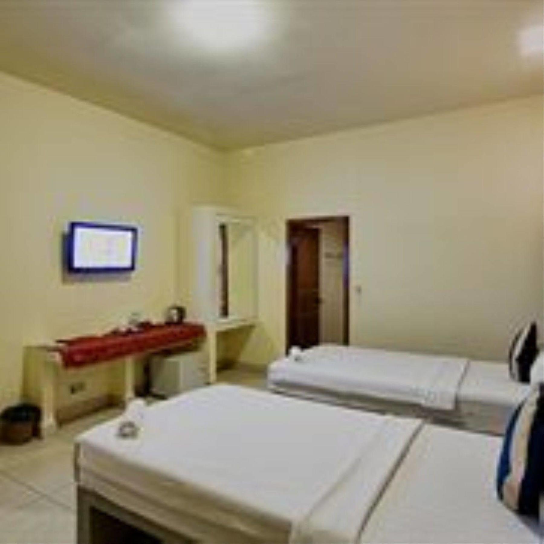 G Eleven Hotel Phnompen Kültér fotó