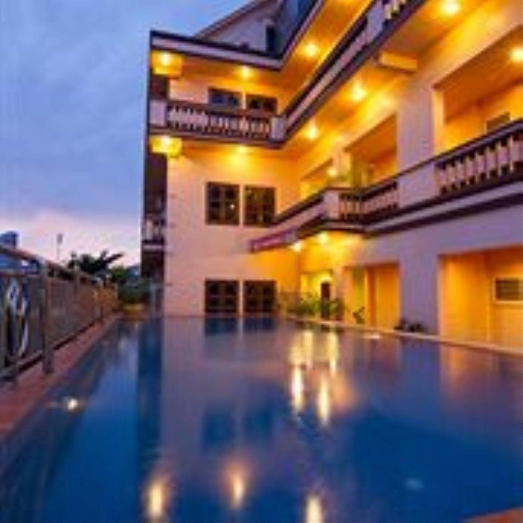 G Eleven Hotel Phnompen Kültér fotó