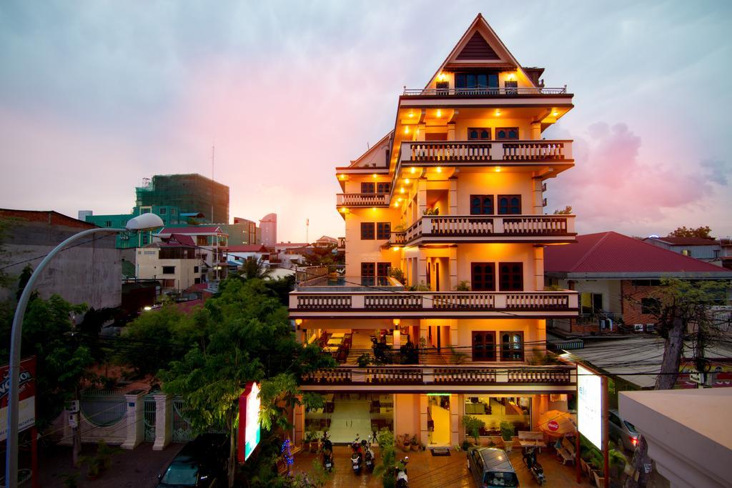 G Eleven Hotel Phnompen Kültér fotó